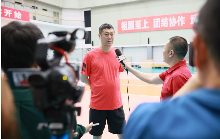 尽享娱乐无限，问鼎娱乐轻松注册